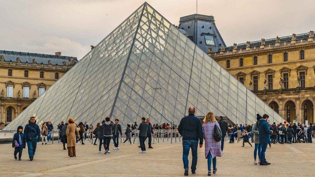 Louvre Museum Small Group Tour Tickets: Prices, What You'll See & How to Book 1 Louvre Museum Small Group Tour Tickets