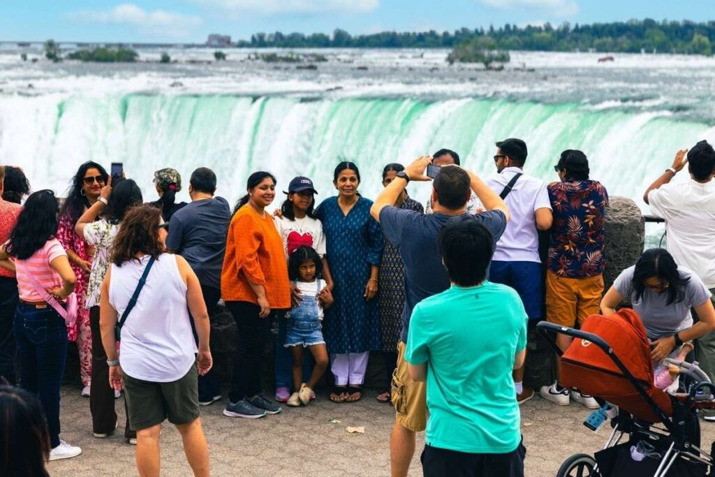 Niagara Falls Boat Tour Tickets: Prices, What to Expect and How to Book 4 Book Your Niagara Falls Tour