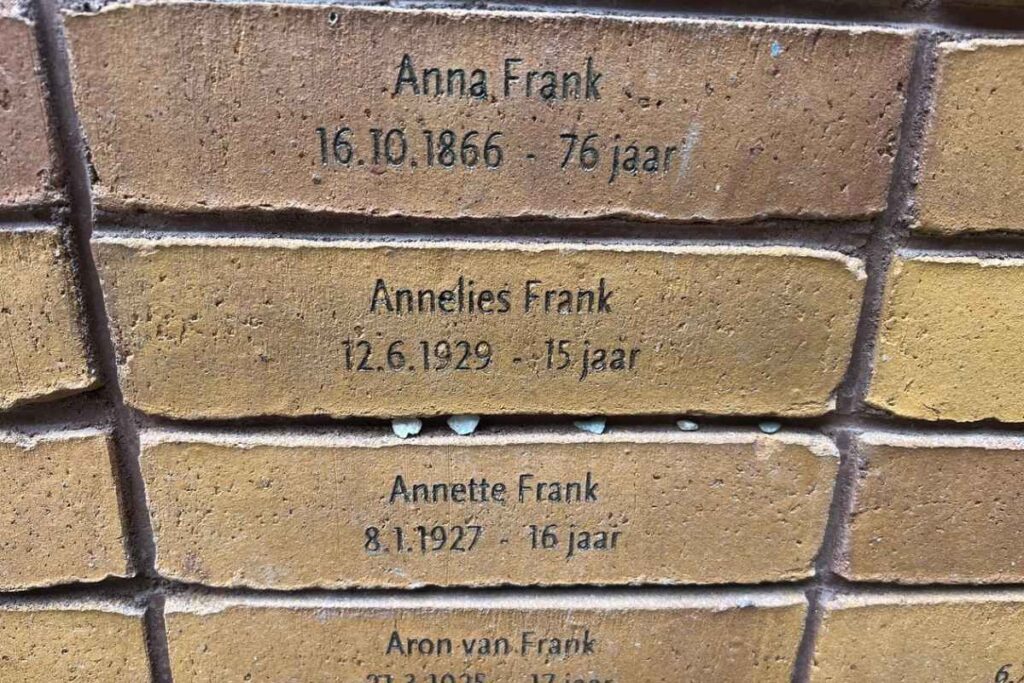 Tickets for Anne Frank Walking Tour: Prices, What to Know and How to Book 1 Tickets For Anne Frank Walking Tour
