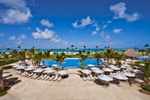 Should I Choose an All-Inclusive or European Plan in Punta Cana?