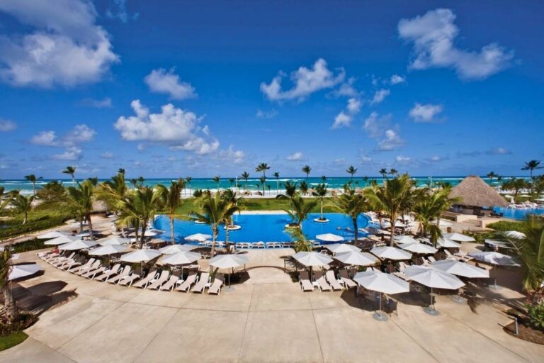 Should I Choose an All-Inclusive or European Plan in Punta Cana?