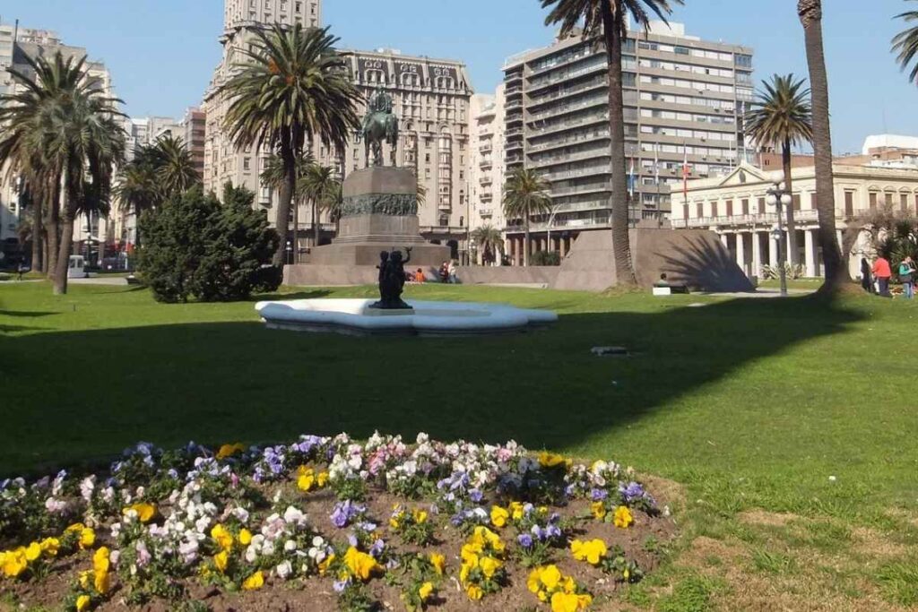 Montevideo in One Day: A Walking Itinerary From the Port to the Rambla 9 ciudad vieja, montevideo