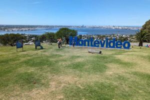 montevideo guided city tour tickets