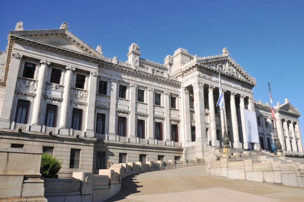 things to do in montevideo
