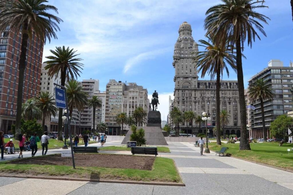 How Many Days Do You Need in Montevideo? 2 ciudad vieja, montevideo