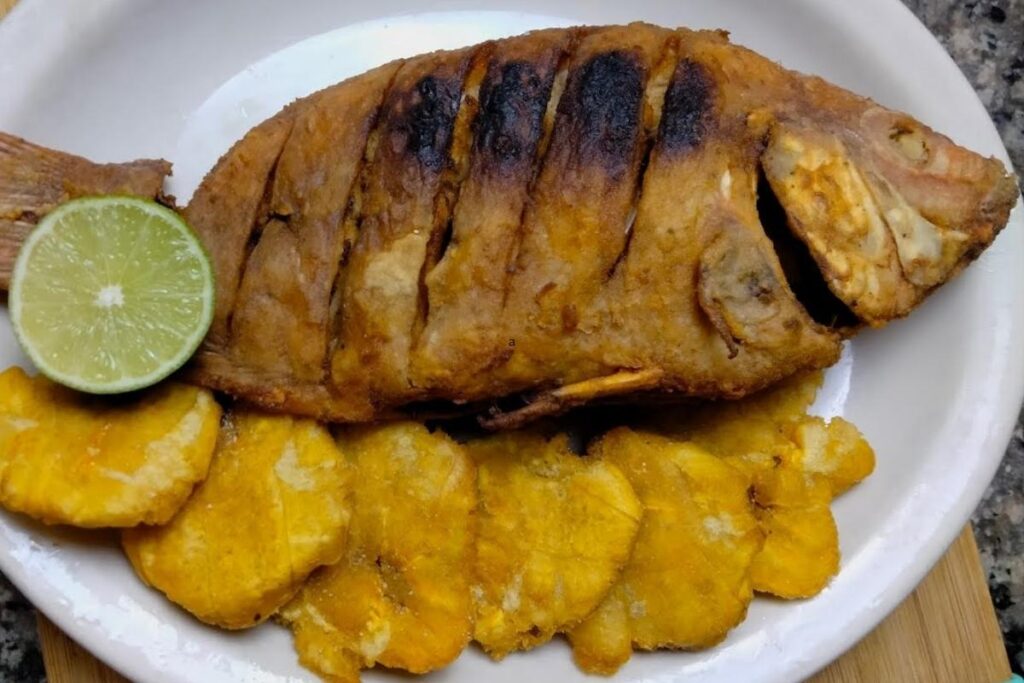 Pescado Frito and Tostones