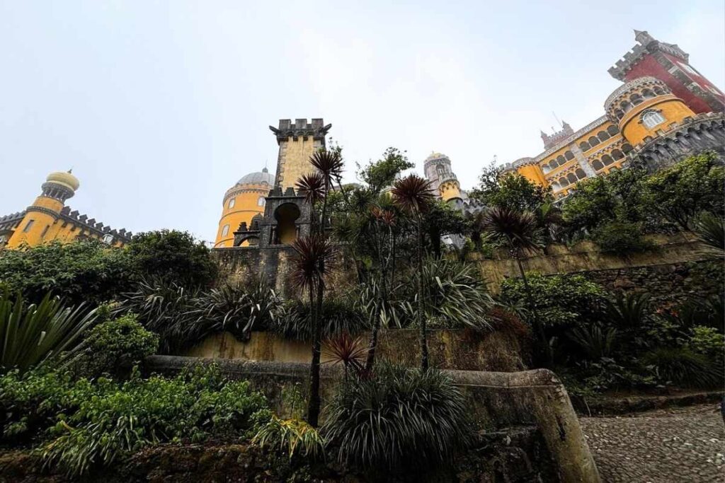 Pena Park and Pena National Palace