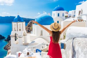 What Are the Top Sights to See in Santorini